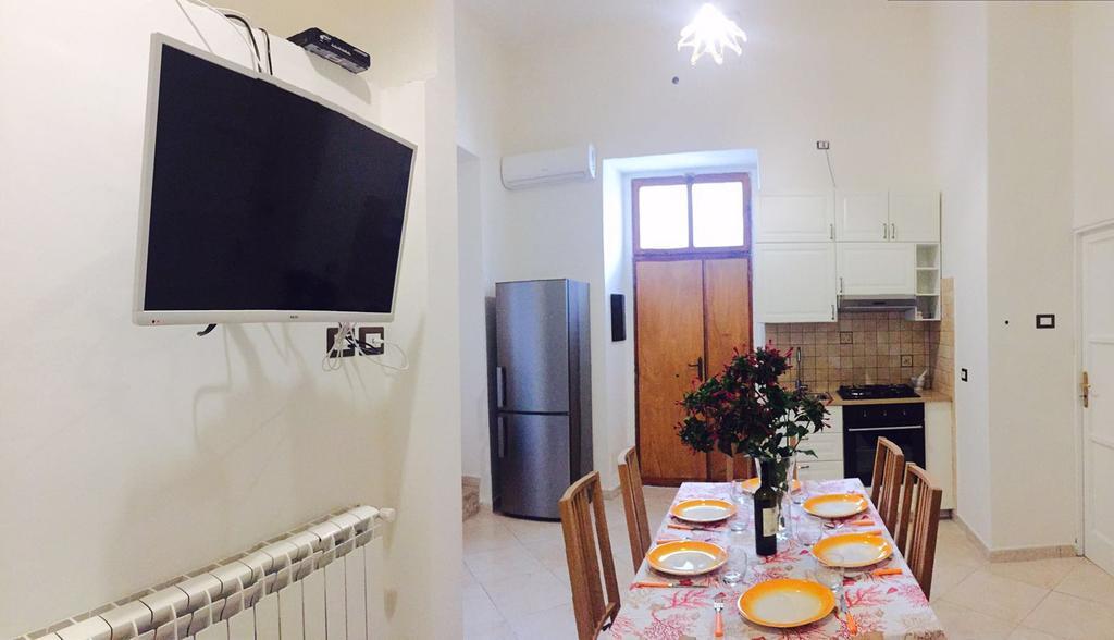 Hotel Aloha House Formia Zewnętrze zdjęcie