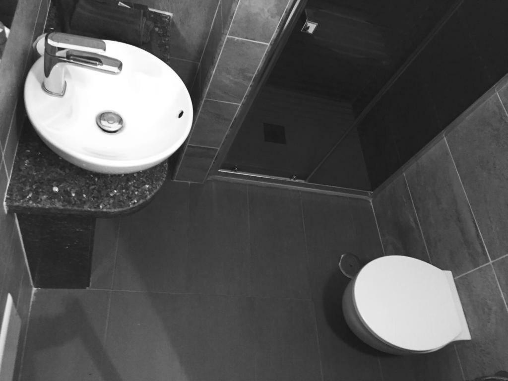 Hotel Aloha House Formia Zewnętrze zdjęcie